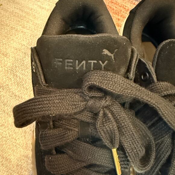 Fenti X Puma Black and White Athletic Shoes with TAN Gum Sole SIZE 9 - Picture 4 of 8